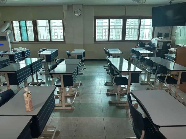 学校の教室でロボット掃除機を使う-4