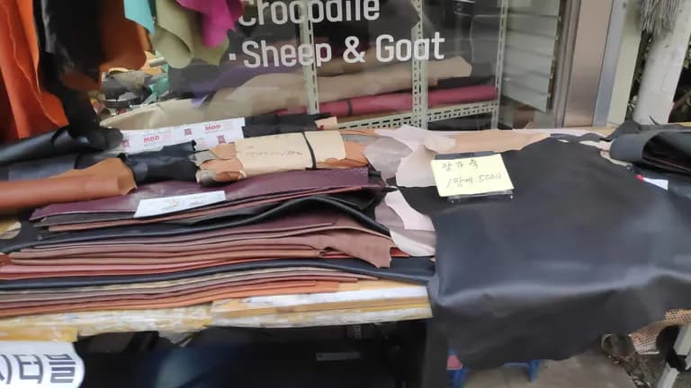 革ひも仕上げ飾りを売っている場所 - 新設洞探訪記-19