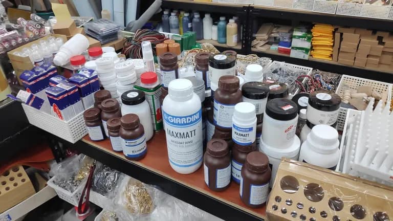 革ひも仕上げ飾りを売っている場所 - 新設洞探訪記-10