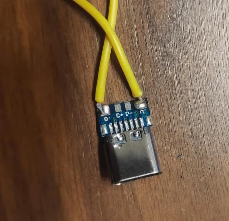 将Micro 5针更换为USB-C接口-3