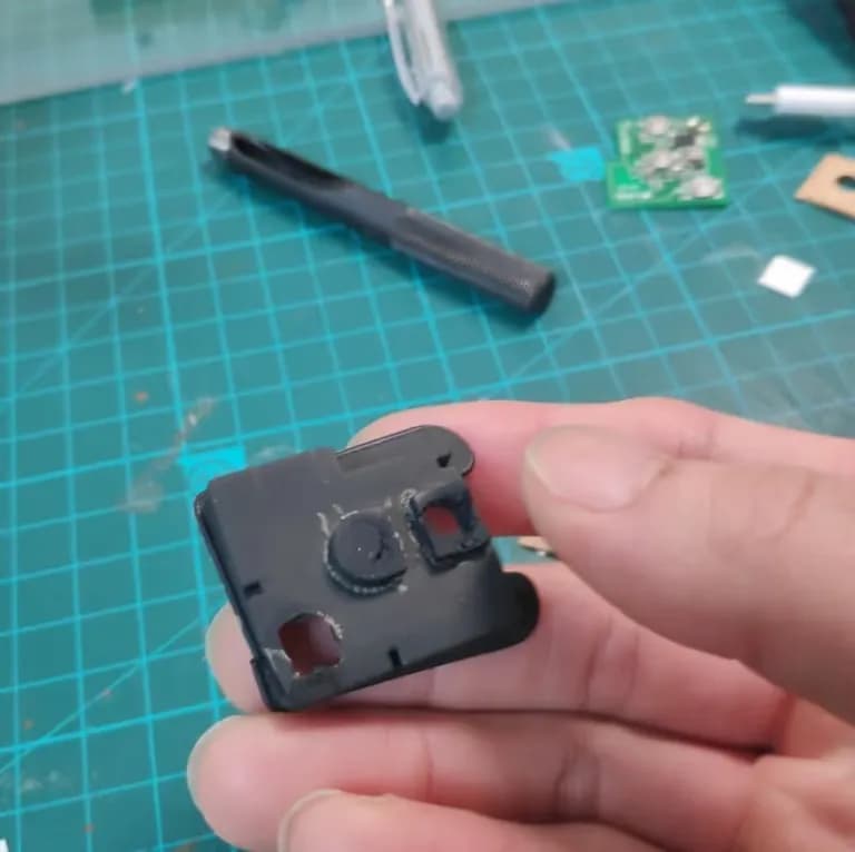 Reparación de la Llave de Control Remoto del Coche SM3 (modelo 2010)-8