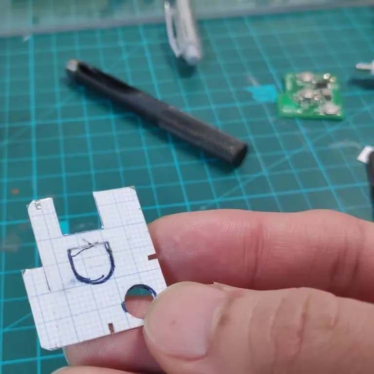 Reparación de la Llave de Control Remoto del Coche SM3 (modelo 2010)-9