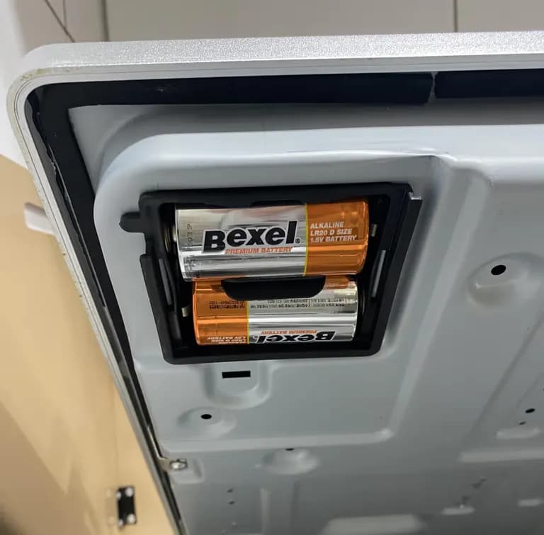 ガスレンジ ピーピー音 - ガスレンジの電池交換-5