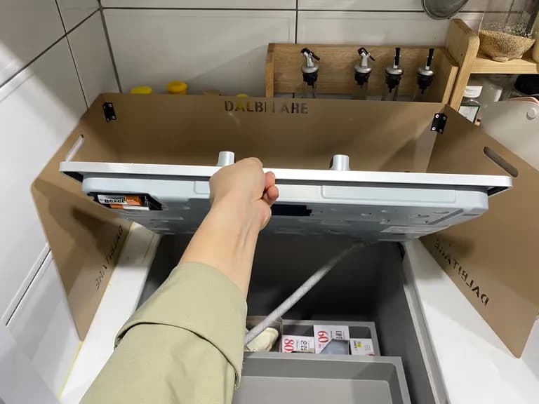 ガスレンジ ピーピー音 - ガスレンジの電池交換-4