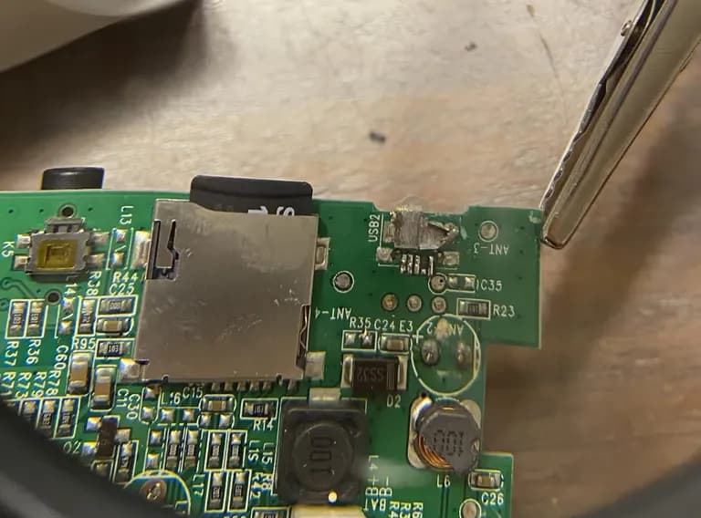 Reparación del Britz BA-C1 Plus con conector micro USB de 5 pines - Cambiándolo a tipo USB‑C-7