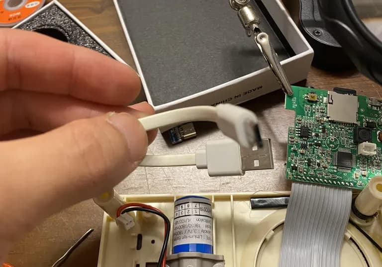 Reparación del Britz BA-C1 Plus con conector micro USB de 5 pines - Cambiándolo a tipo USB‑C-8