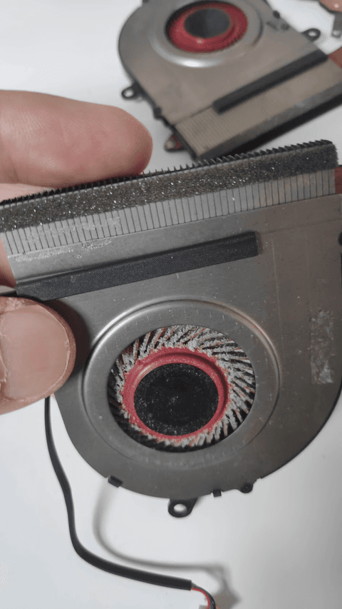 MSI Prestige PS42 8RB 서멀그리스 작업기