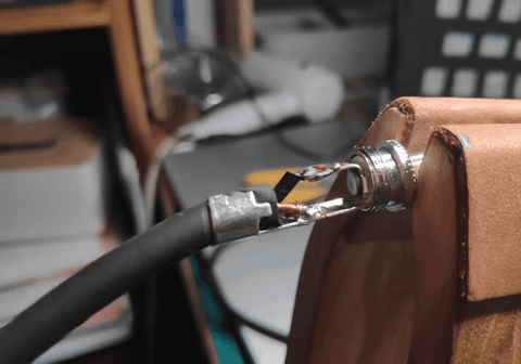 엠프 케이블(5.5 케이블) 수리하기