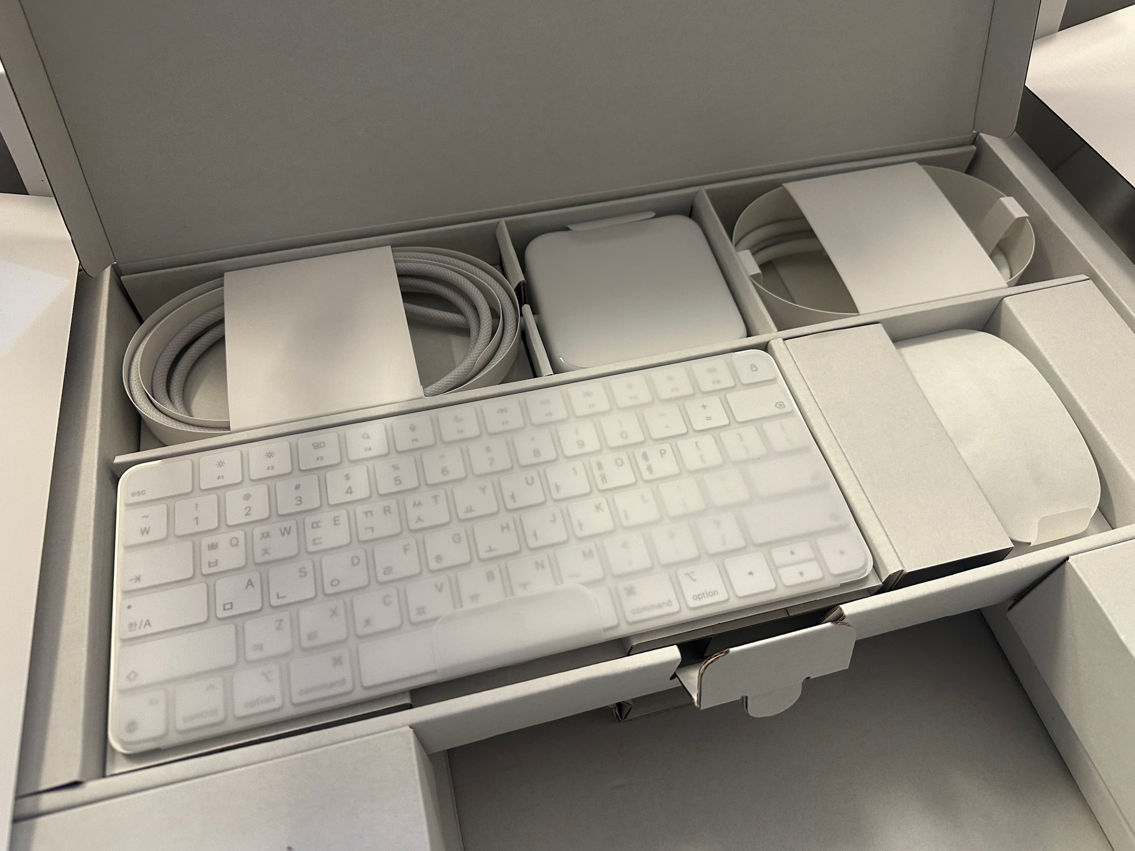 未開封 M3 iMac CTO の販売理由、開封、そしてレビュー-12