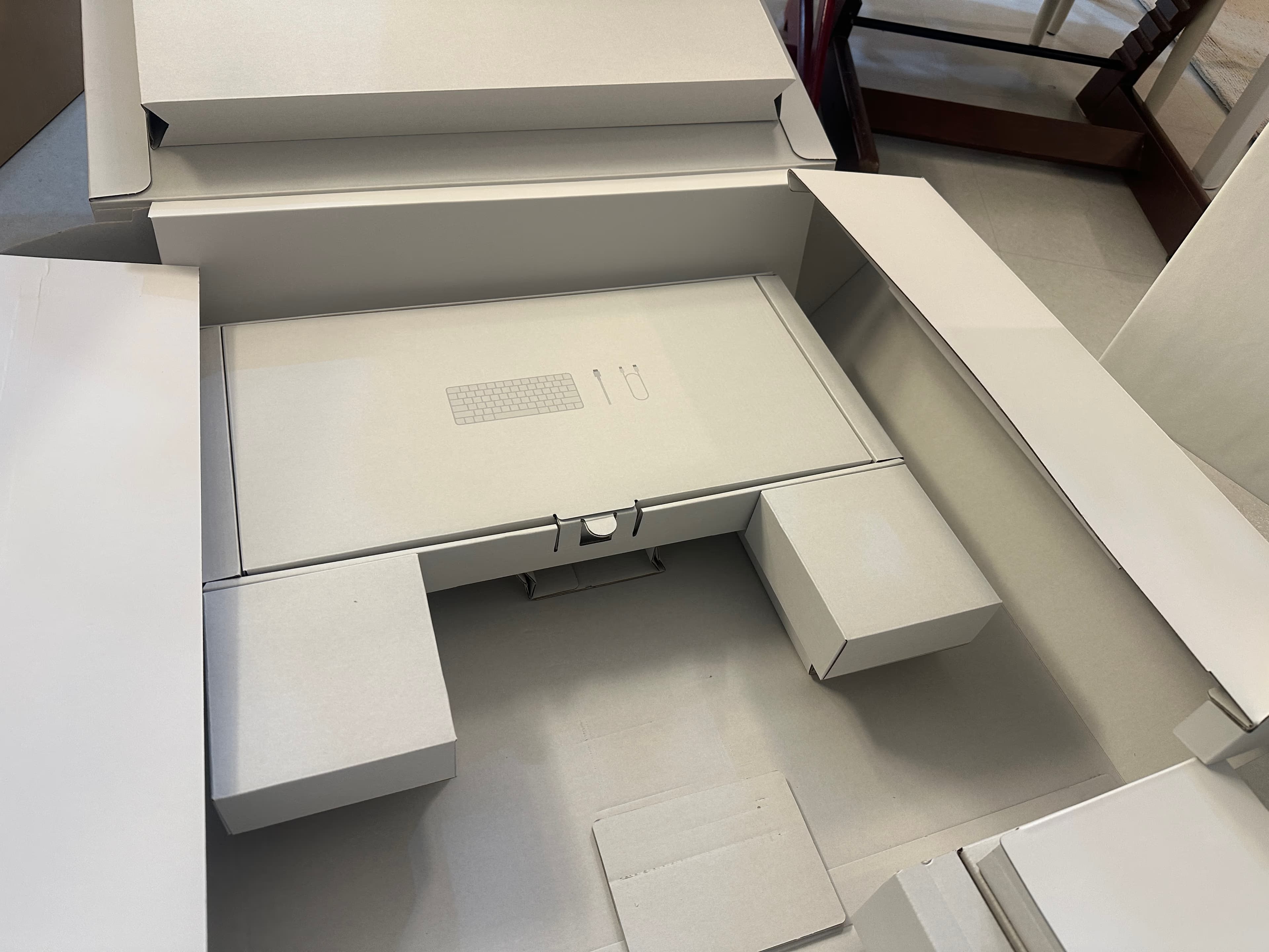 未開封 M3 iMac CTO の販売理由、開封、そしてレビュー-11