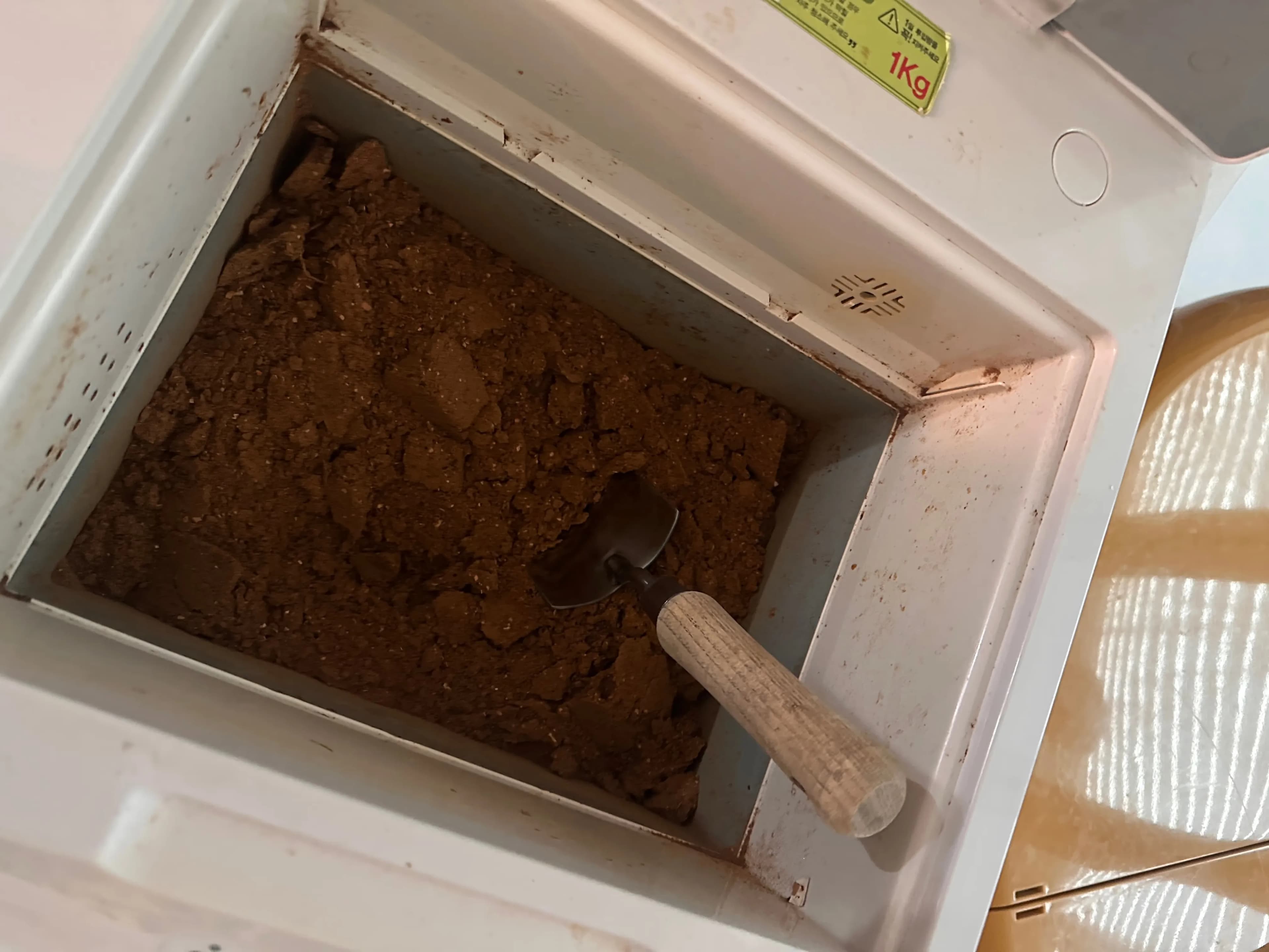 Cómo eliminar el mal olor del procesador de residuos de alimentos Milen - Sustitución de microorganismos-2