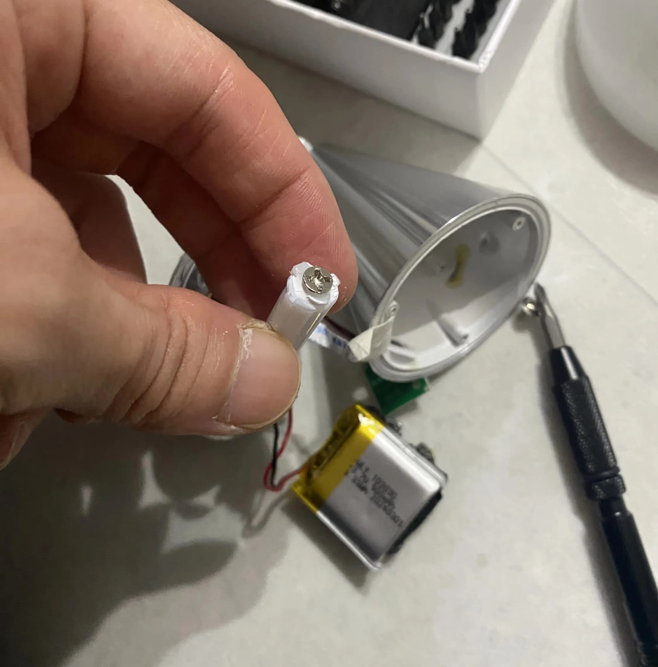 렉슨 미나(LEXON MINA) 전등 분해, 수리하기-8