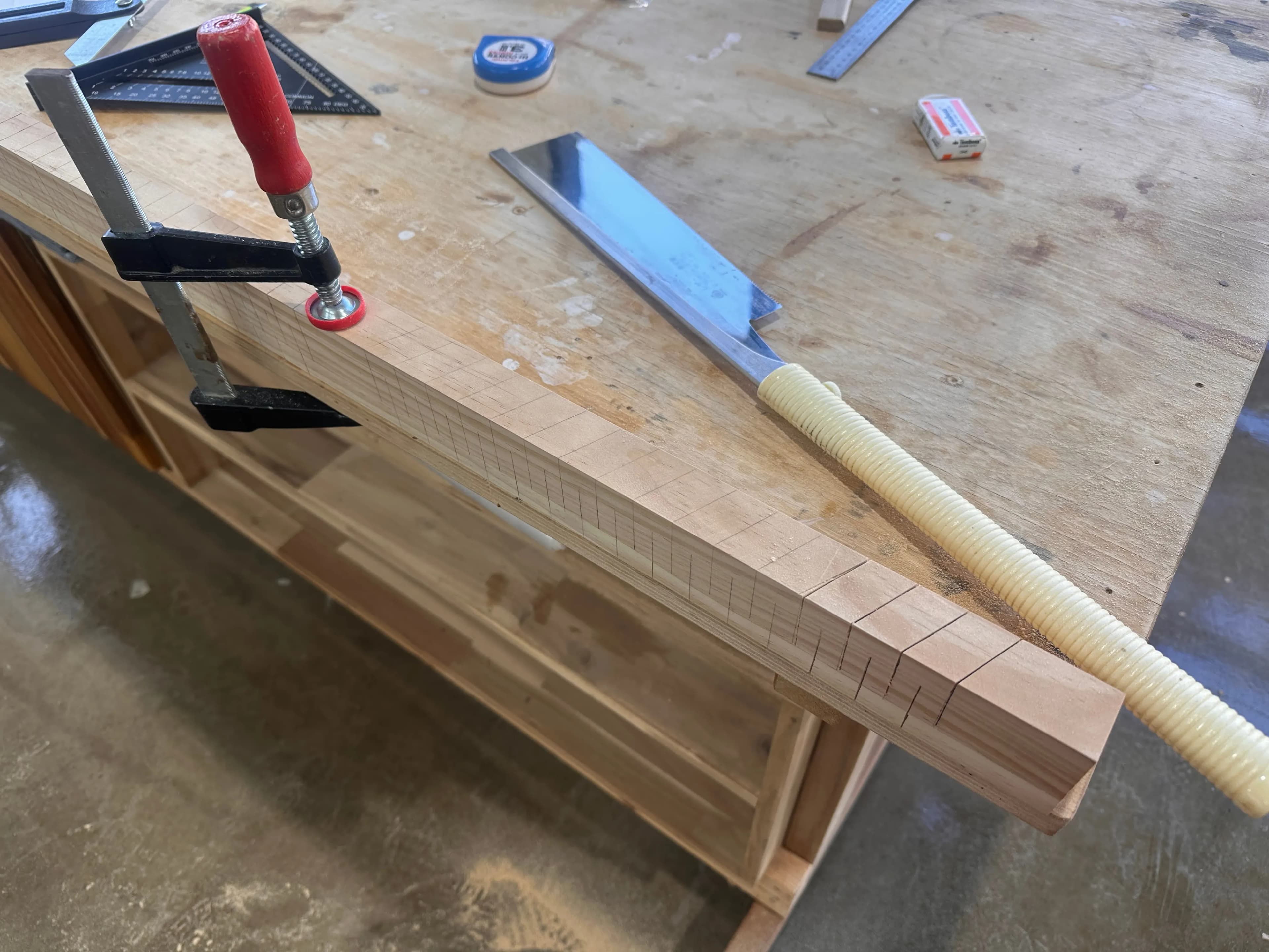 Deo Myeongjang Woodworking Hobby Class Day 1 - Sawing Practice, Principles of Straight Cuts-4