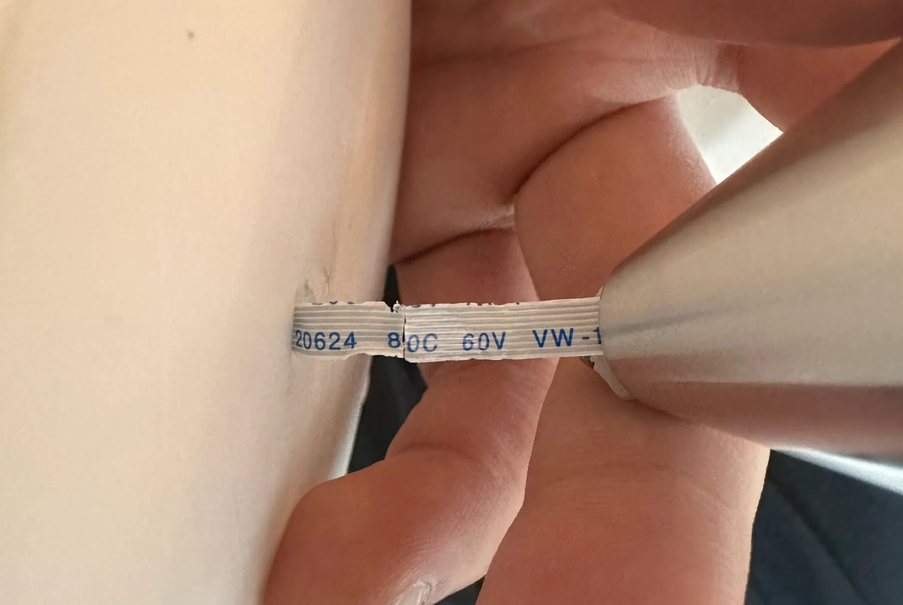 부러진 렉슨 미나(LEXON MINA) 수리하기 - 내부 FFC 케이블, 접점 등 올수리-3