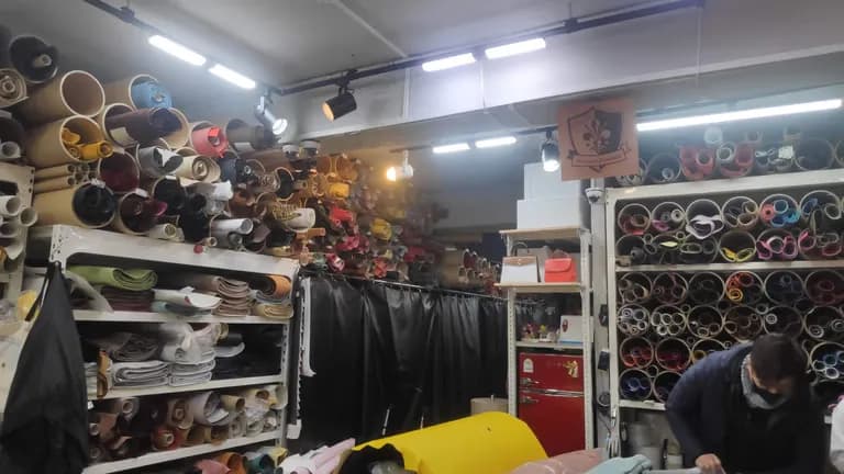 新設洞で革を買う方法 - フィレンツェレザー、シンヨンピハル-7