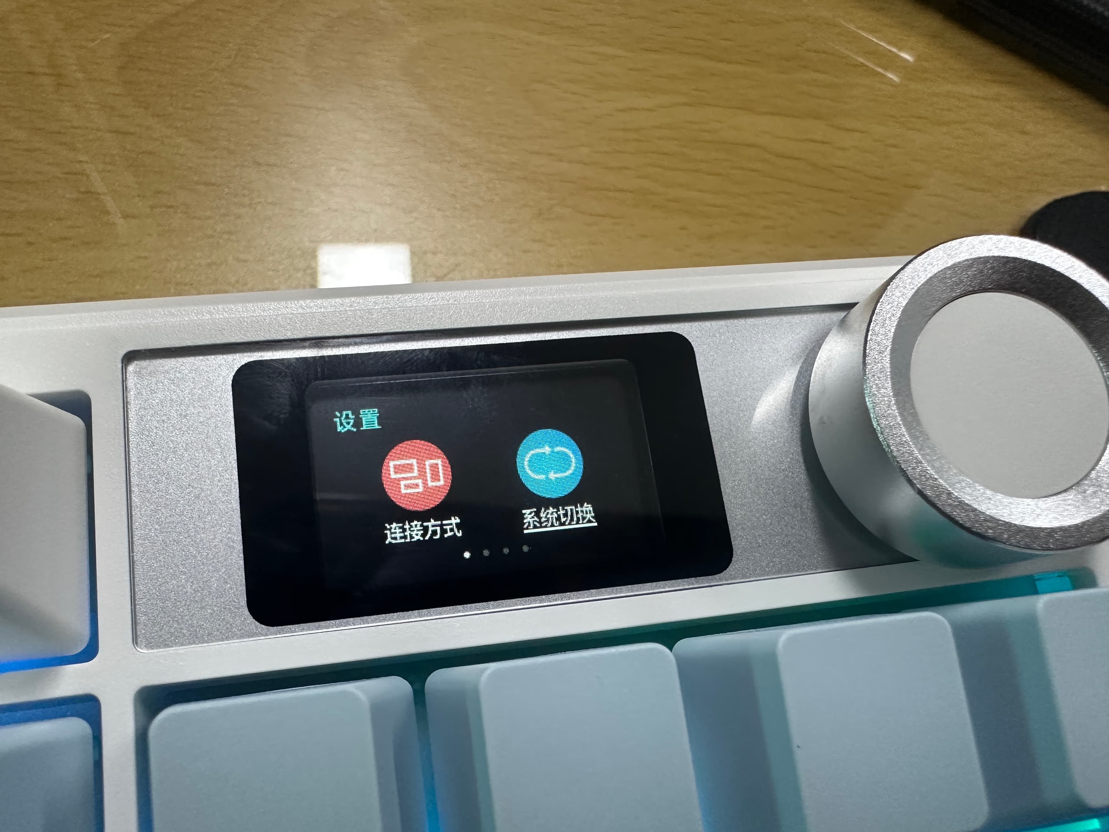 Reseña del cambio de switches AULA Dokgeomi F108 pro Fengling y Outemu Silent Peach v3-7